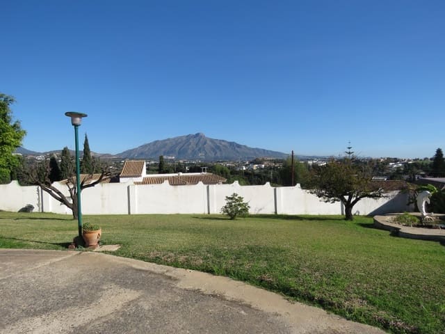 2 Zimmer Villa zu verkaufen in San Pedro de Alcantara, Marbella mit Pool - 900.000 € (Ref: 8911585)