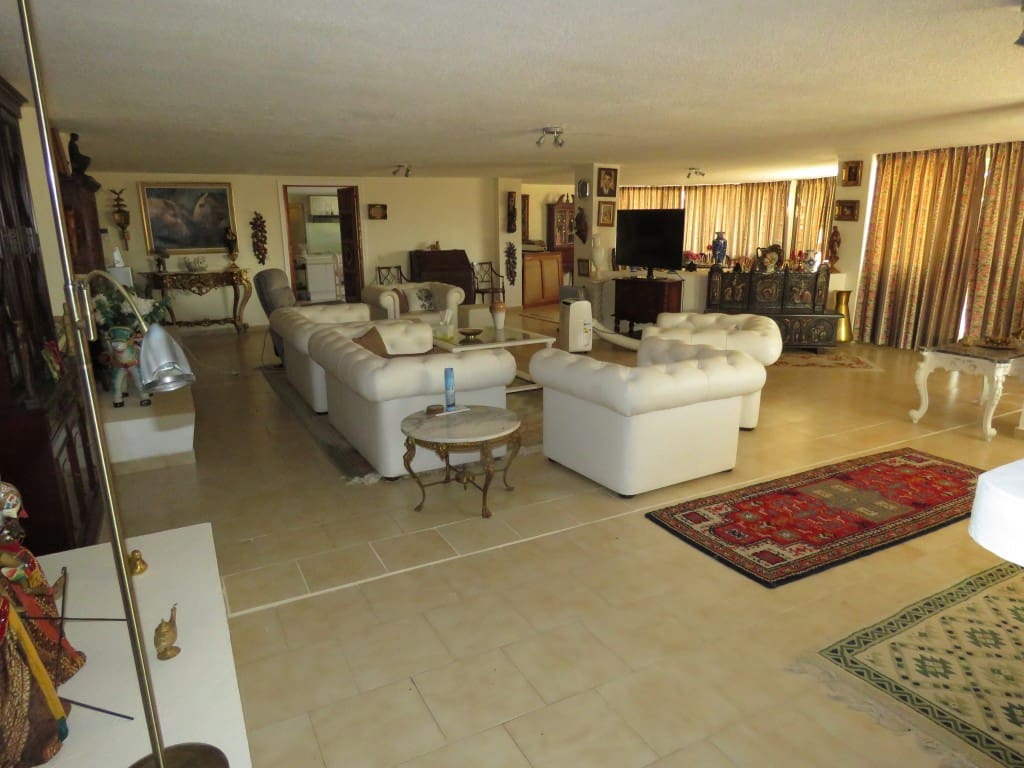 2 Zimmer Villa zu verkaufen in San Pedro de Alcantara mit Pool - 900.000 € (Ref: 8911585)