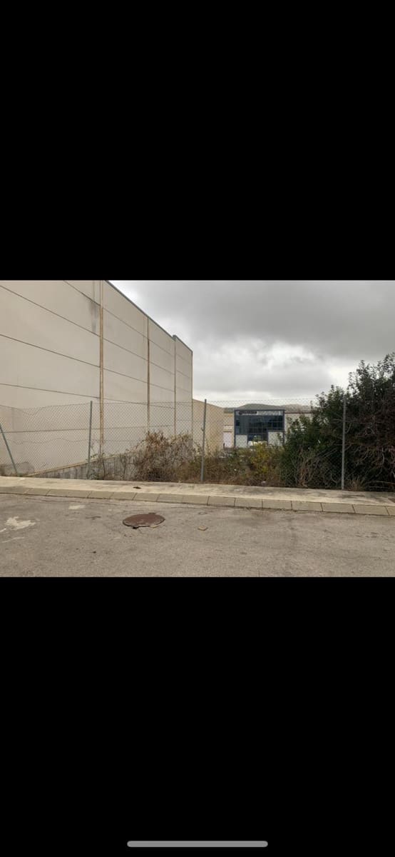 Grunde uden byggetilladelser til salg i San Luis de Sabinillas - € 95.000 (Ref: 8911589)