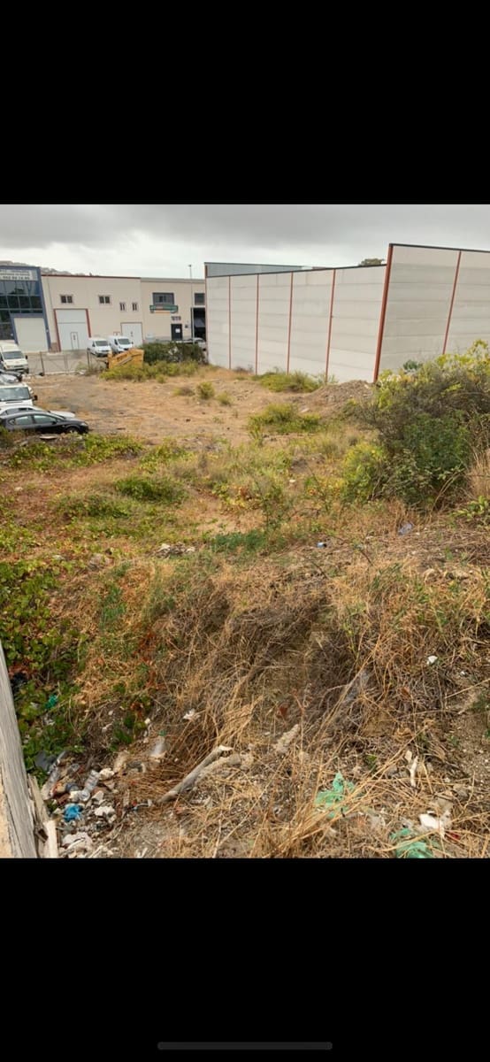 Grunde uden byggetilladelser til salg i San Luis de Sabinillas - € 95.000 (Ref: 8911589)