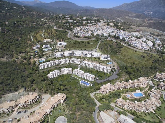 3 soveværelse Lejlighed til salg i Benahavís med swimmingpool garage - € 430.000 (Ref: 8911598)