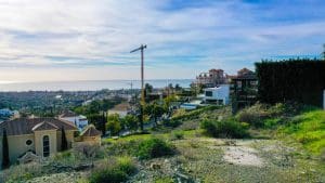 5 bedroom Villa for sale in Benahavis with pool garage - € 2,232,000 (Ref: 8911603)