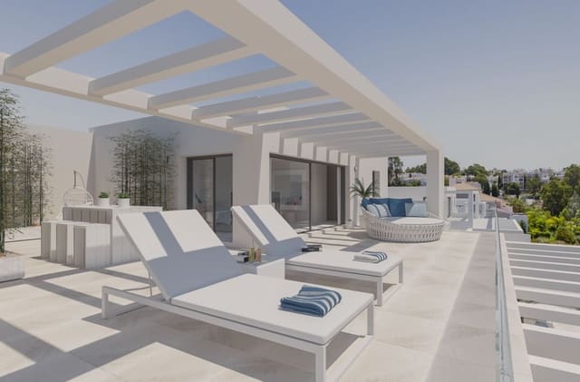 2 bedroom Apartment for sale in Estepona with pool - € 330,000 (Ref: 8911618)