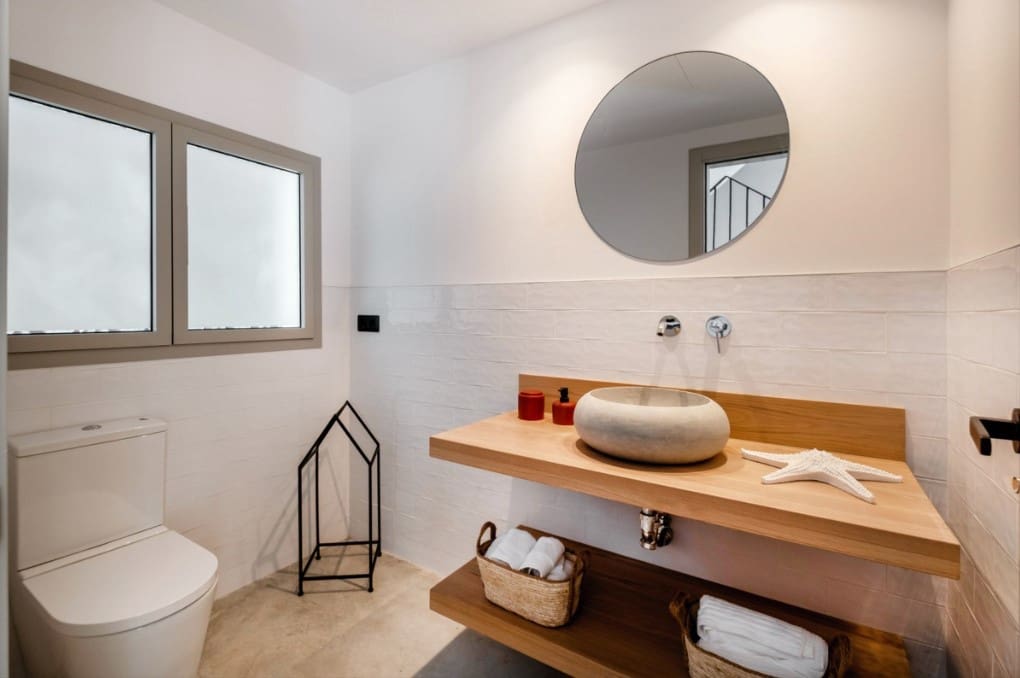 Chalet de 4 habitaciones en San Pedro de Alcantara en venta con piscina - 1.095.000 € (Ref: 8911623)