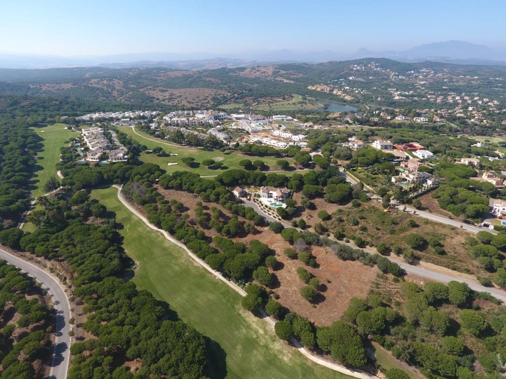 Grunde uden byggetilladelser til salg i Sotogrande - € 690.000 (Ref: 8911631)