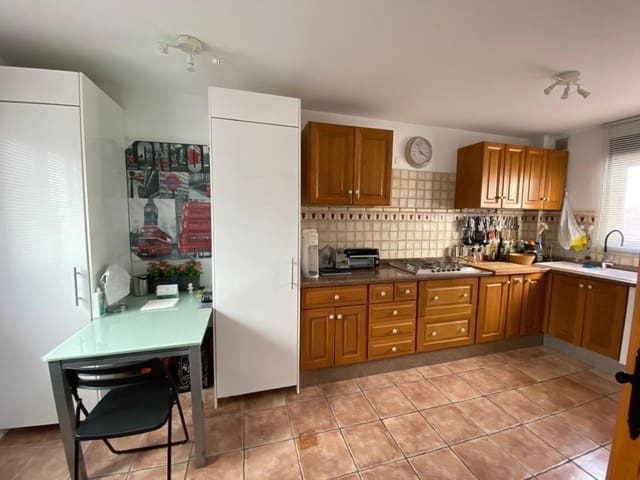 Ático de 3 habitaciones en Fuengirola en venta - 570.000 € (Ref: 8911647)