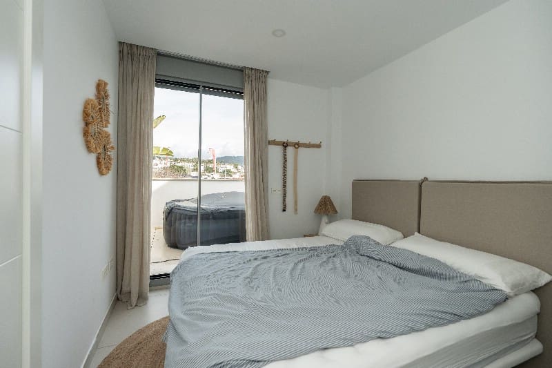 3 sovrum Takvåning till salu i Elviria med pool - 1 249 500 € (Ref: 8911652)