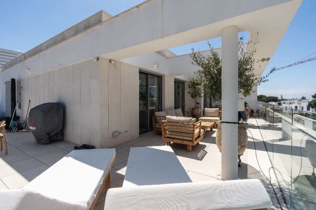 Ático de 3 habitaciones en Elviria, Marbella en venta con piscina - 1.249.500 € (Ref: 8911652)