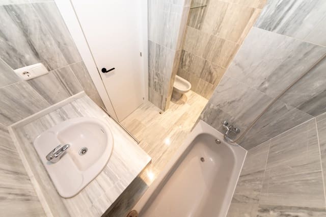 3 slaapkamer Appartement te koop in Cabopino, Marbella met zwembad garage - € 458.000 (Ref: 8911653)