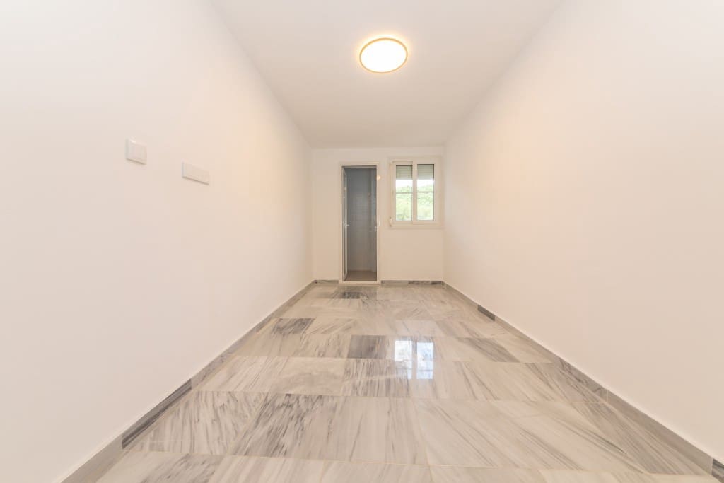 3 soveværelse Lejlighed til salg i Cabopino med swimmingpool garage - € 458.000 (Ref: 8911653)