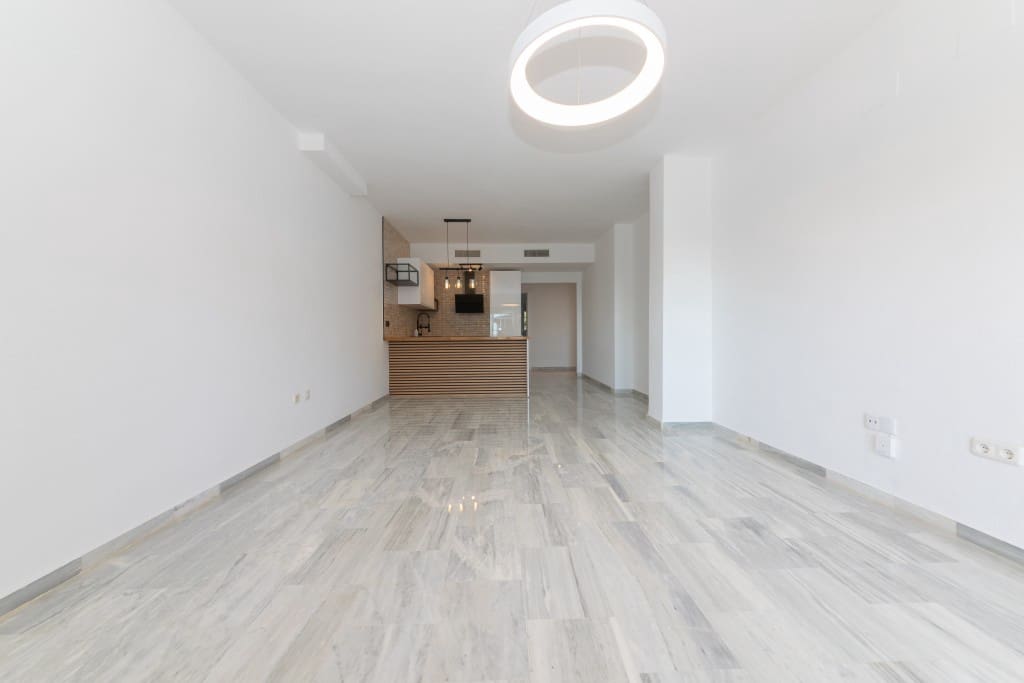 3 soveværelse Lejlighed til salg i Cabopino med swimmingpool garage - € 458.000 (Ref: 8911653)