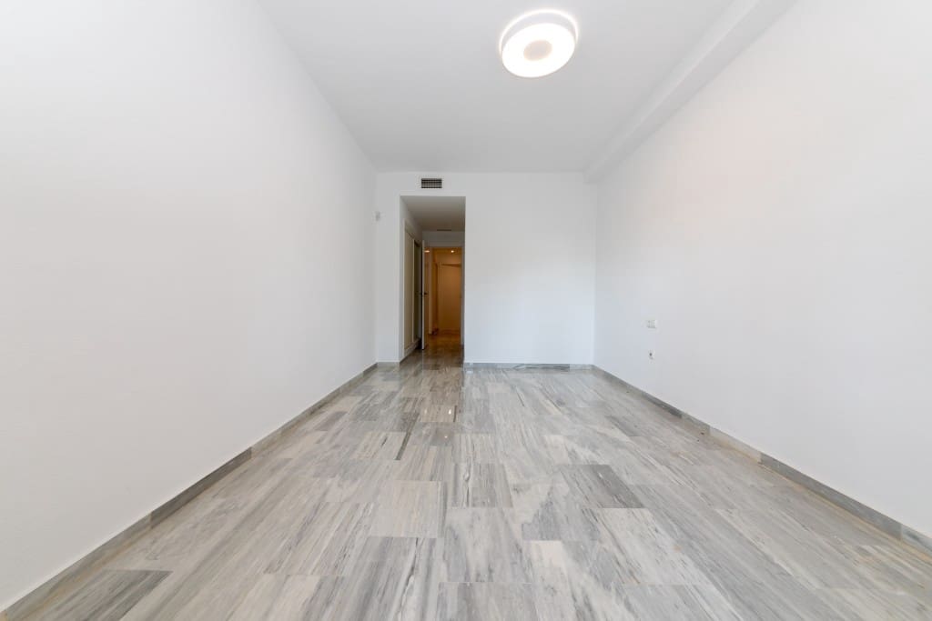 3 soveværelse Lejlighed til salg i Cabopino med swimmingpool garage - € 458.000 (Ref: 8911653)