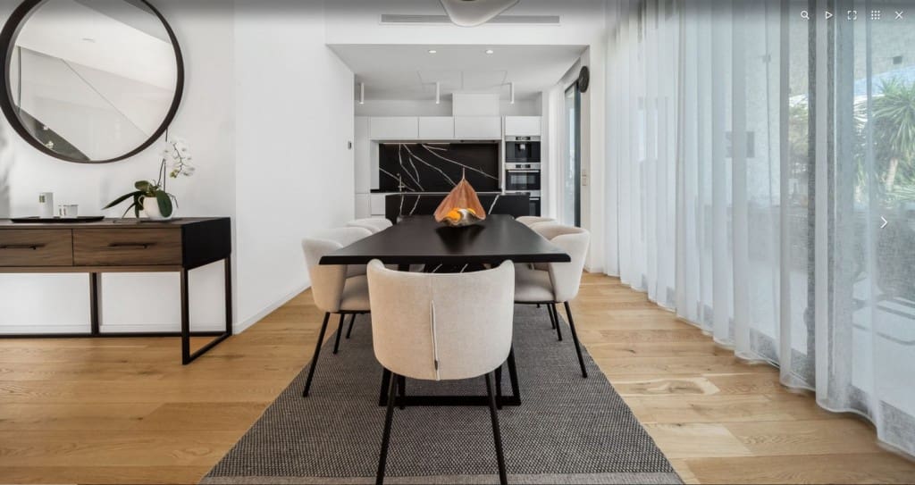 4 sypialnia Willa na sprzedaż w Marbesa z basenem garażem - 3 890 000 € (Ref: 8911666)