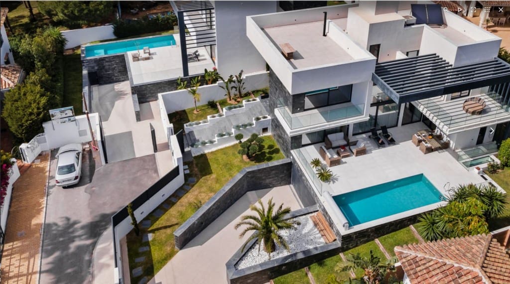 4 sypialnia Willa na sprzedaż w Marbesa z basenem garażem - 3 890 000 € (Ref: 8911666)