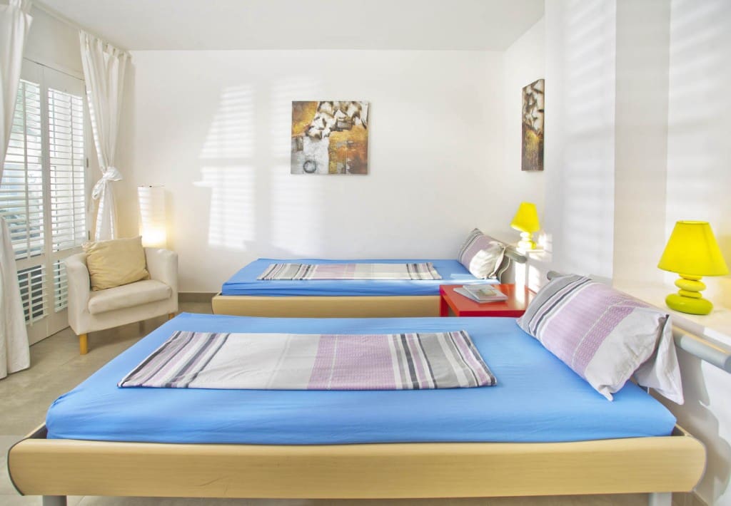 8 sypialnia Willa na sprzedaż w Elviria z basenem garażem - 1 995 000 € (Ref: 8911687)