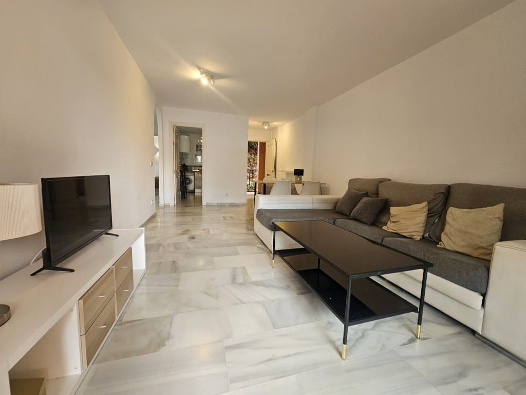 2 makuuhuone Huoneisto lomavuokrausta paikassa La Reserva mukana uima-altaan 
autotalli - 900 € (Ref: 8911690)