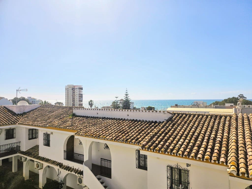 Apartamento de 2 habitaciones en Riviera del Sol en venta con piscina - 240.000 € (Ref: 8911696)