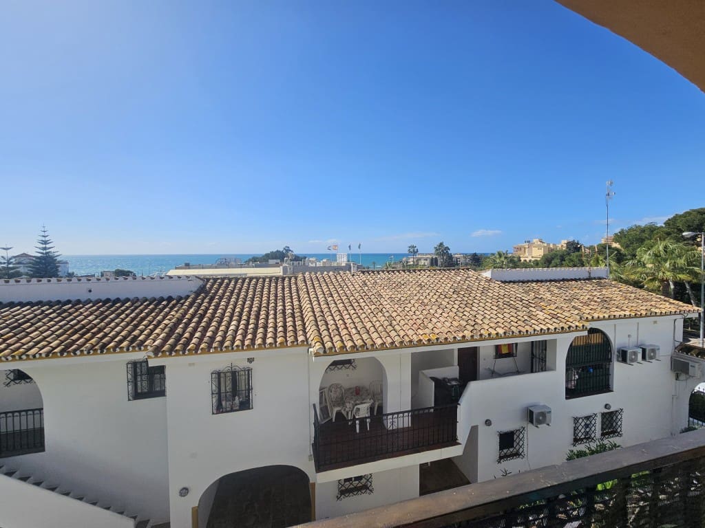 Apartamento de 2 habitaciones en Riviera del Sol en venta con piscina - 240.000 € (Ref: 8911696)