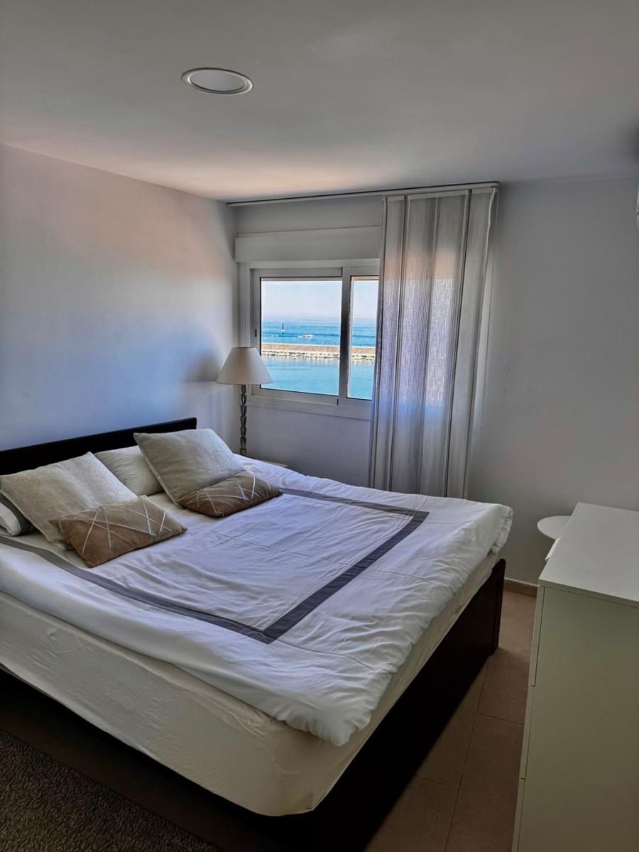 2 bedroom Apartment for sale in Fuengirola - € 490,000 (Ref: 8911698)