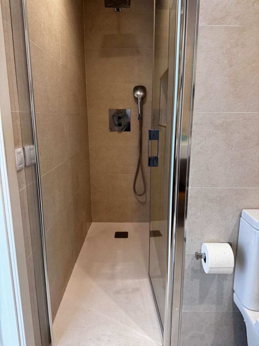 2 bedroom Apartment for sale in Fuengirola - € 490,000 (Ref: 8911698)