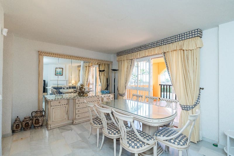 3 soveværelse Lejlighed til salg i Calahonda med swimmingpool - € 335.000 (Ref: 8911705)