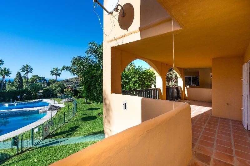 3 soveværelse Lejlighed til salg i Calahonda med swimmingpool - € 335.000 (Ref: 8911705)