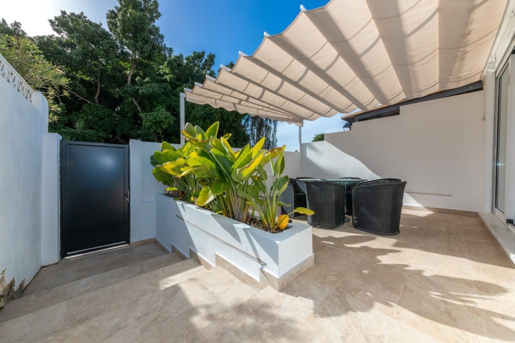 2 slaapkamer Huis te koop in Nueva Andalucia - € 420.000 (Ref: 8911707)