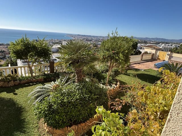 5 soveværelse Villa til salg i La Capellania, Benalmádena med swimmingpool - € 1.890.000 (Ref: 8921186)