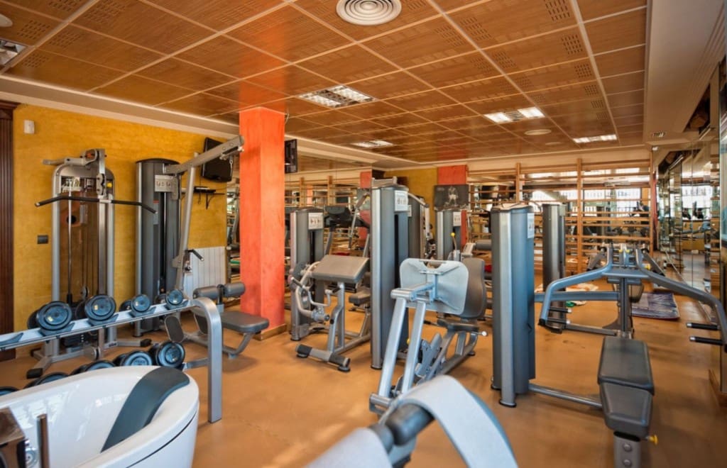 7 soveværelse Villa til salg i La Cala de Mijas med swimmingpool garage - € 5.600.000 (Ref: 9004584)