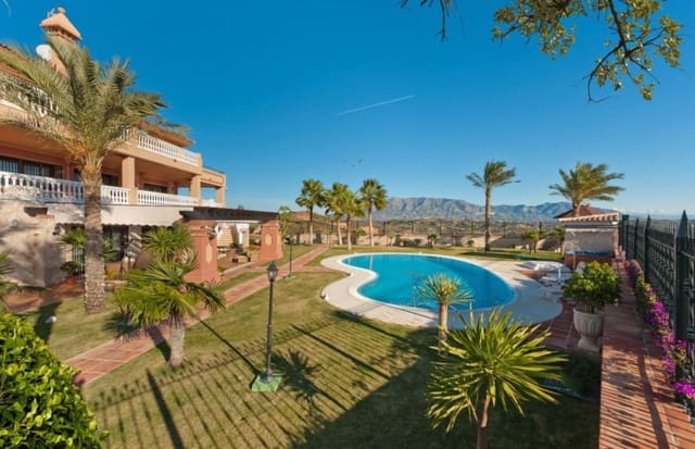 7 soveværelse Villa til salg i La Cala de Mijas, Mijas med swimmingpool garage - € 5.600.000 (Ref: 9004584)