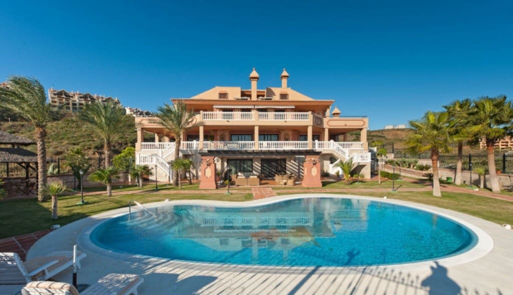 7 soveværelse Villa til salg i La Cala de Mijas med swimmingpool garage - € 5.600.000 (Ref: 9004584)