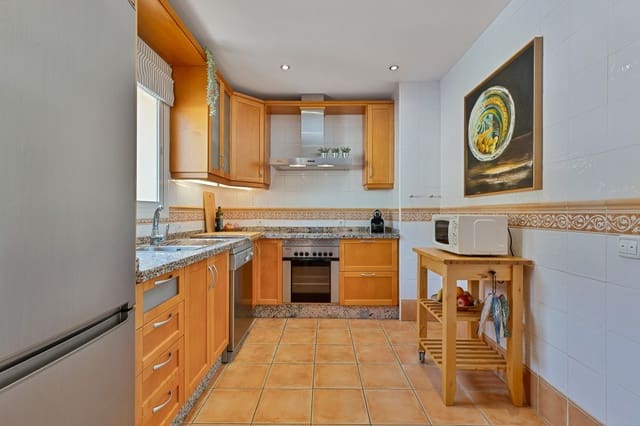 2 slaapkamer Penthouse te koop in La Mairena, Ojen met zwembad - € 395.000 (Ref: 9004589)