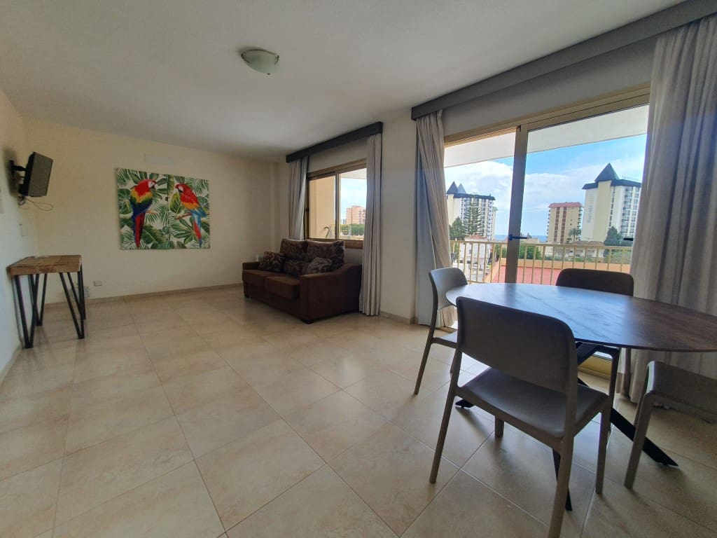 1 bedroom Apartment for sale in Fuengirola - € 279,000 (Ref: 9004604)