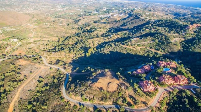 3 soverom Villa til salgs i La Mairena, Ojen med svømmebasseng garasje - € 5 000 000 (Ref: 9004605)