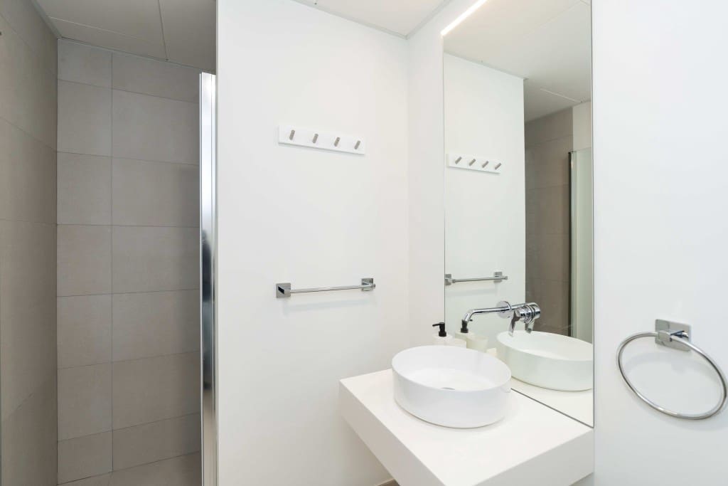 2 Zimmer Apartment zu verkaufen in La Cala de Mijas mit Pool Garage - 749.000 € (Ref: 9004608)