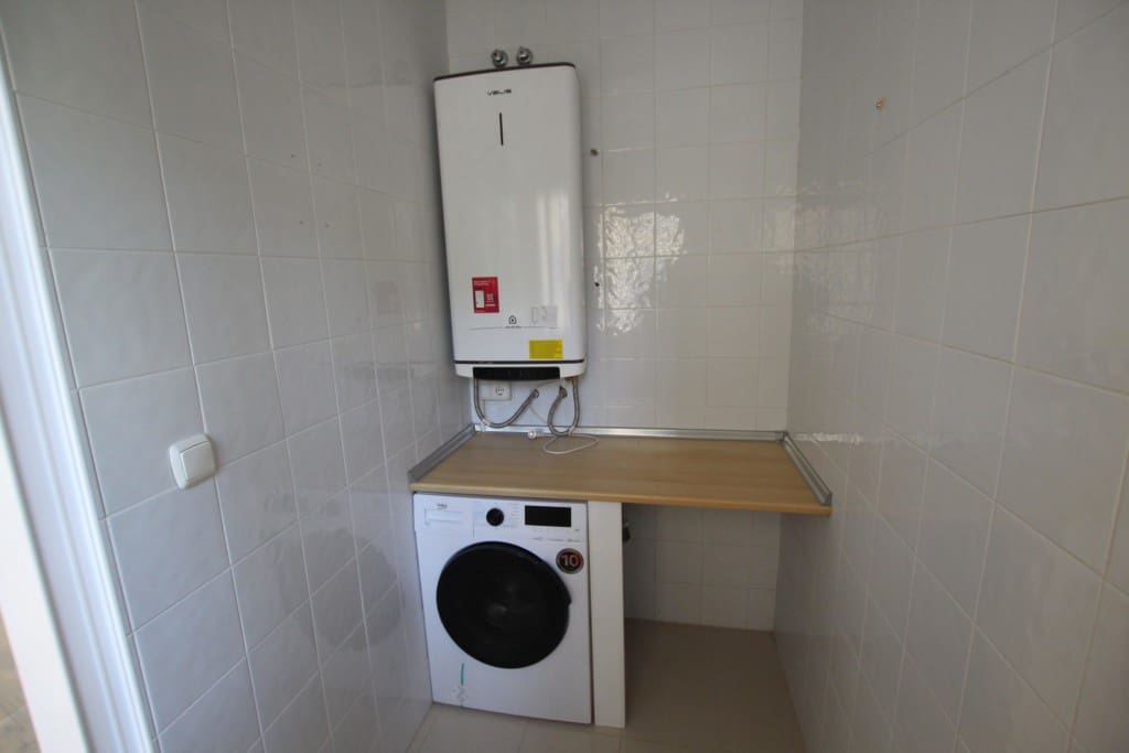 3 sypialnia Apartament na sprzedaż w Cabopino z basenem garażem - 458 000 € (Ref: 9004609)