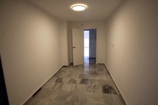 3 soverom Leilighet til salgs i Cabopino, Marbella med svømmebasseng garasje - € 458 000 (Ref: 9004609)