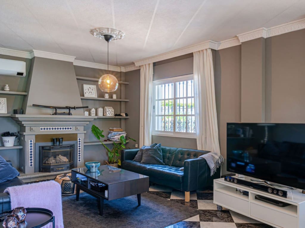 6 soverom Finca/Herregård til salgs i Alhaurin de la Torre med svømmebasseng - € 1 100 000 (Ref: 9146812)