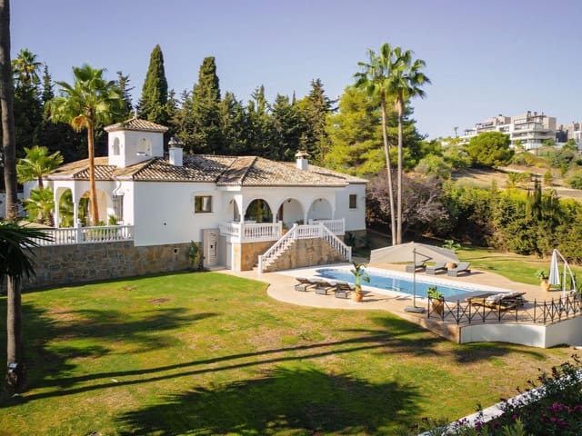 5 soverom Villa til salgs i Cancelada, Estepona med svømmebasseng garasje - € 1 950 000 (Ref: 9146820)