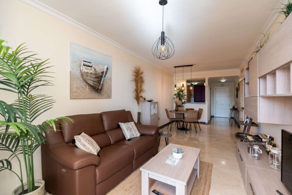 2 bedroom Apartment for sale in La Cala de Mijas with pool - € 279,000 (Ref: 9146842)