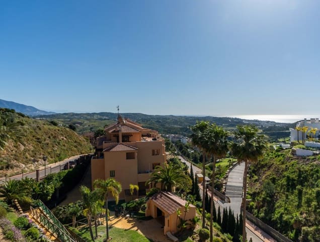 2 bedroom Apartment for sale in La Cala de Mijas, Mijas with pool - € 279,000 (Ref: 9146842)