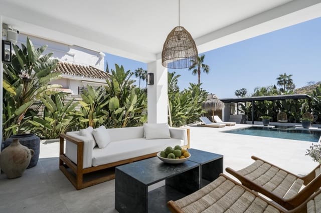 6 slaapkamer Villa te koop in Nueva Andalucia, Marbella met zwembad - € 4.250.000 (Ref: 9146852)