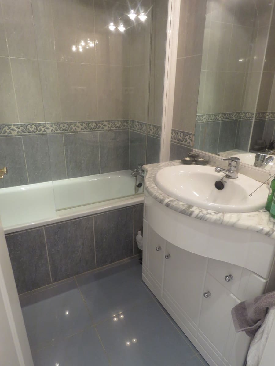 2 chambre Appartement à vendre à Calahonda avec piscine - 299 000 € (Ref: 9190884)