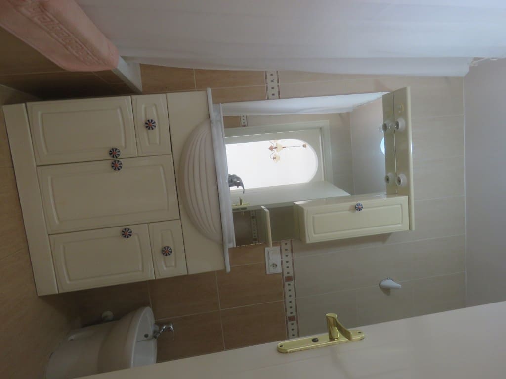 2 makuuhuone Kattohuoneisto myytävänä paikassa Calahonda mukana uima-altaan 
autotalli - 475 000 € (Ref: 9192097)