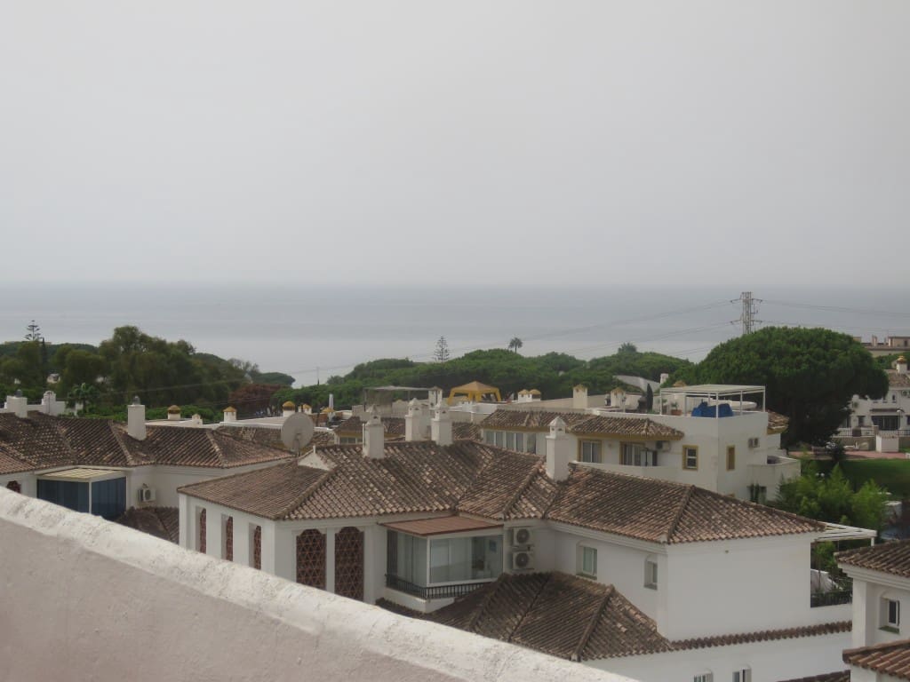 2 makuuhuone Kattohuoneisto myytävänä paikassa Calahonda mukana uima-altaan 
autotalli - 475 000 € (Ref: 9192097)