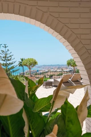 Chalet de 4 habitaciones en La Capellania, Benalmádena en venta con piscina - 2.695.000 € (Ref: 9468035)