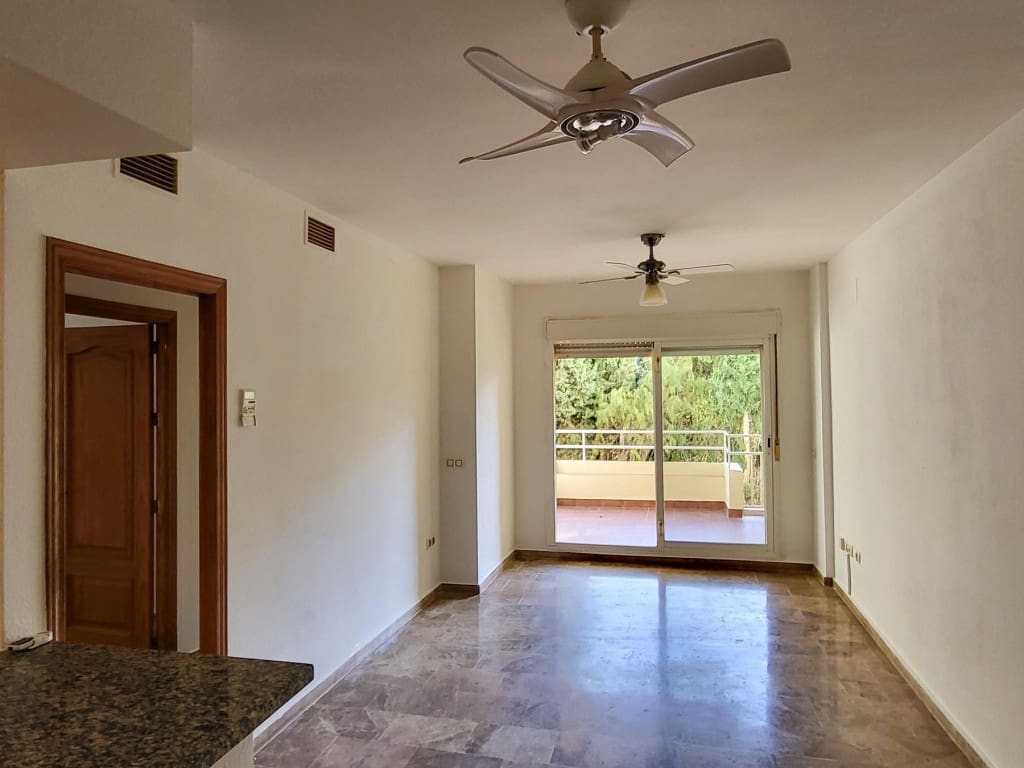 2 soverom Leilighet til salgs i Riviera del Sol med svømmebasseng - € 230 000 (Ref: 9468036)