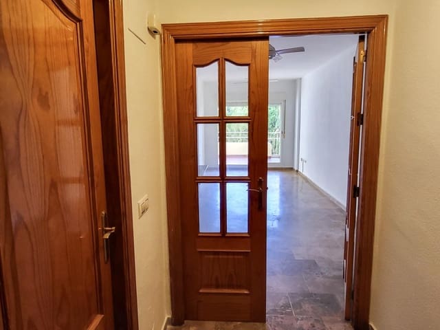 2 soverom Leilighet til salgs i Riviera del Sol, Mijas med svømmebasseng - € 230 000 (Ref: 9468036)