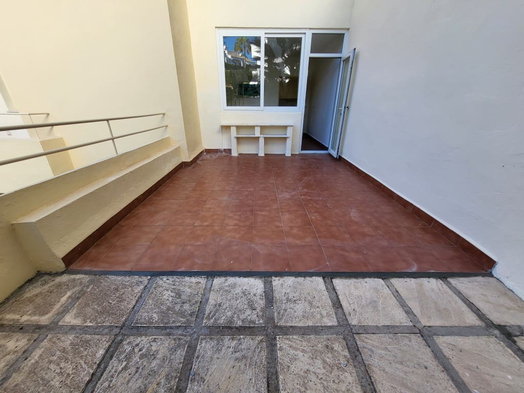 2 soverom Leilighet til salgs i Riviera del Sol med svømmebasseng - € 230 000 (Ref: 9468036)