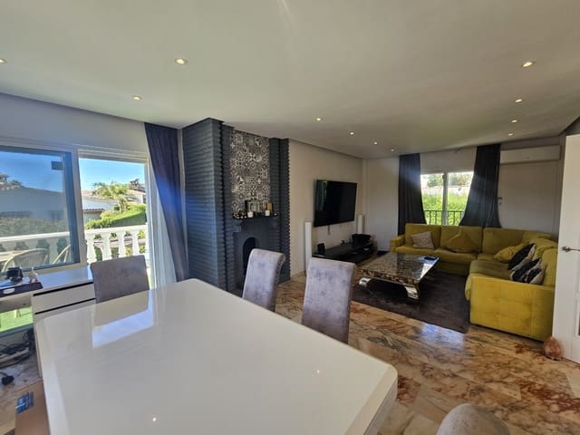 4 quarto Moradia para venda em Riviera del Sol, Mijas com piscina - 825 000 € (Ref: 9468039)